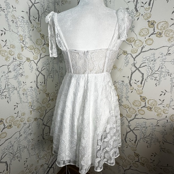 NWT One And Only Collective Cocktail Dress Sz M Lace Corset Top‎ Tie Up Straps - Picture 7 of 10